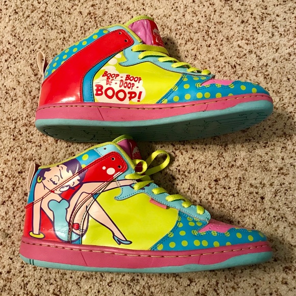 milkshake Shoes - Milkshake rare Betty boop themed sneakers size 10